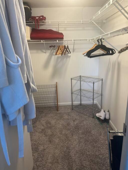 Brighton 5Th Floor Condo With Resort Amenities Рочестер Экстерьер фото