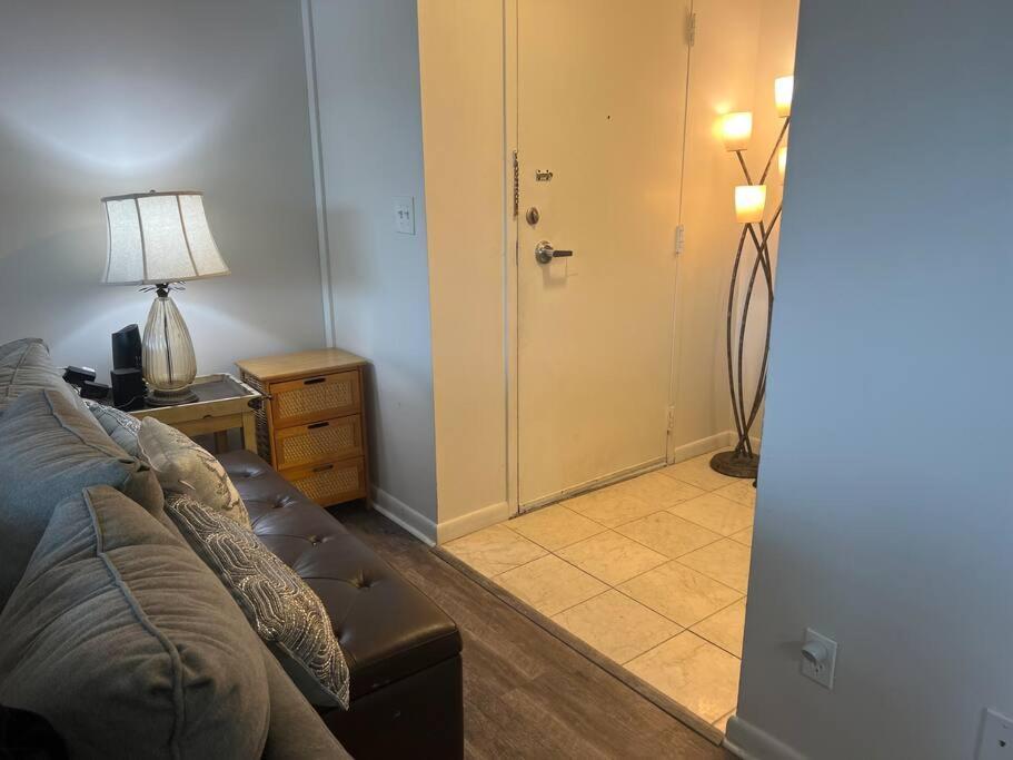 Brighton 5Th Floor Condo With Resort Amenities Рочестер Экстерьер фото