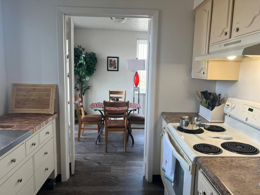 Brighton 5Th Floor Condo With Resort Amenities Рочестер Экстерьер фото